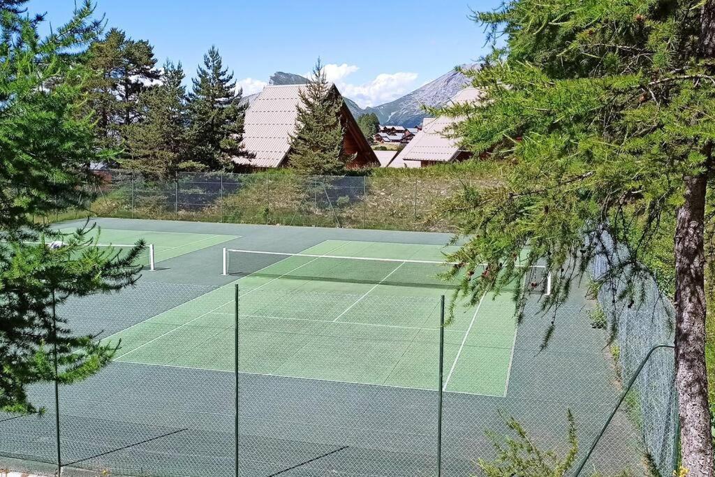 Appartement Duplex Au Pied Des Pistes Saint-Étienne-en-Dévoluy エクステリア 写真