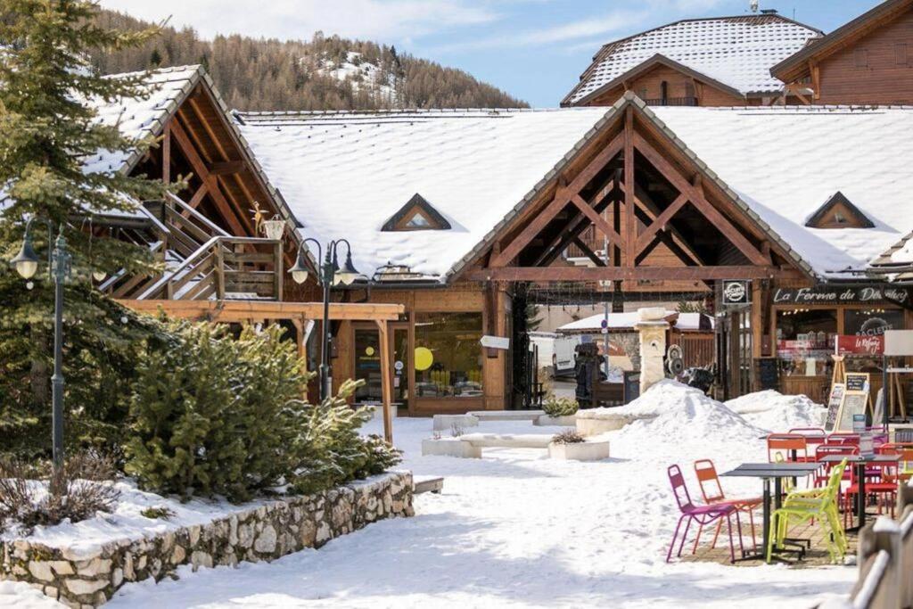 Appartement Duplex Au Pied Des Pistes Saint-Étienne-en-Dévoluy エクステリア 写真